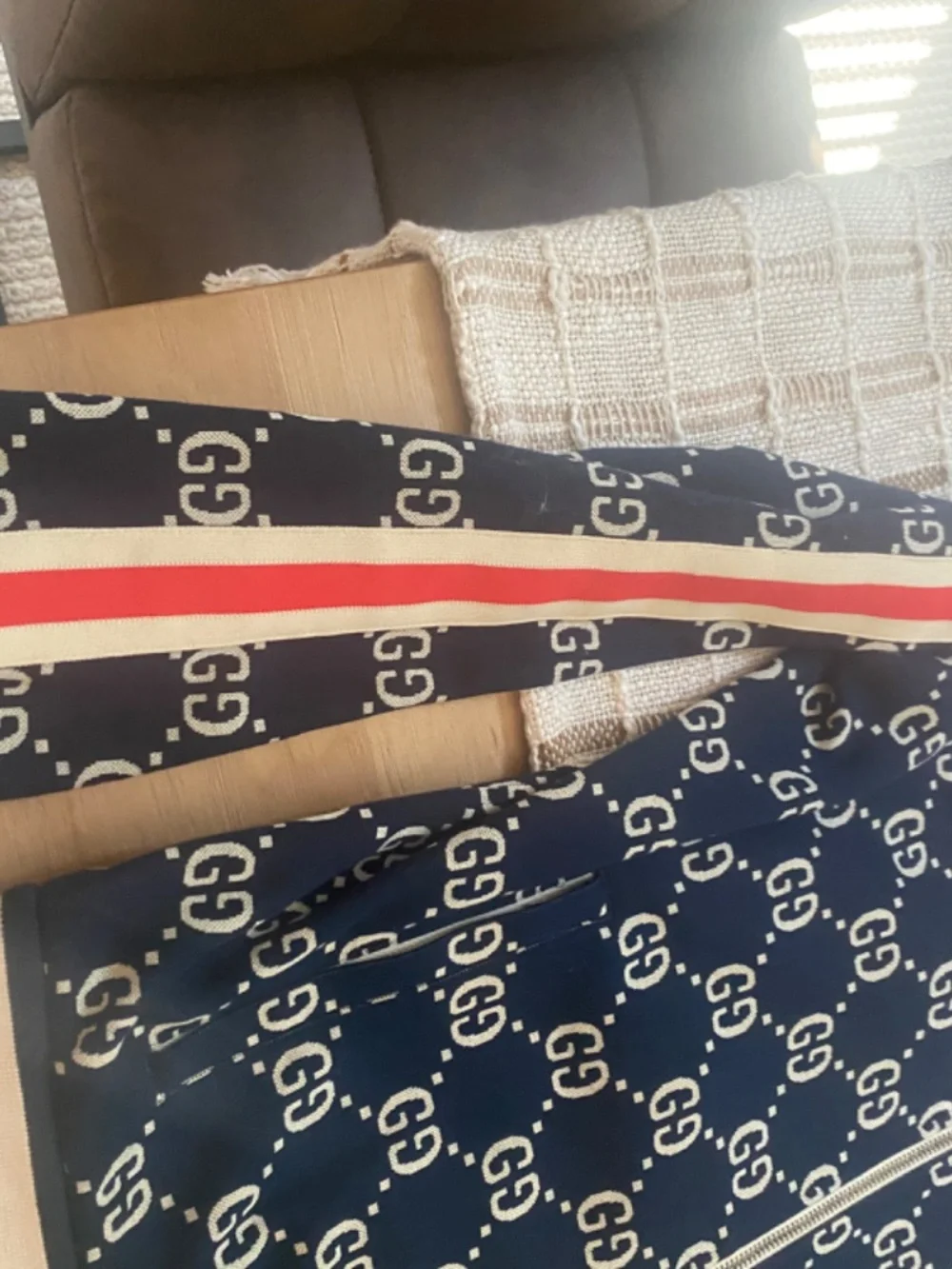 Gucci zip up with gucci garment bag